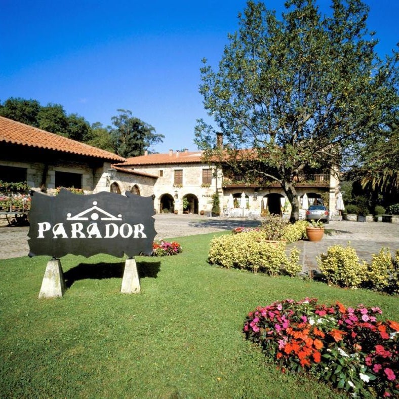 Parador de Santillana Altamira