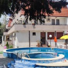 Family Hotel ADIA BLUE