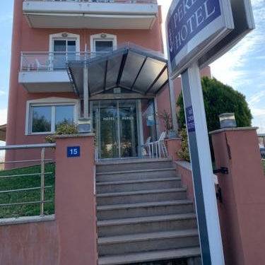 Perea Hotel Thumbnail