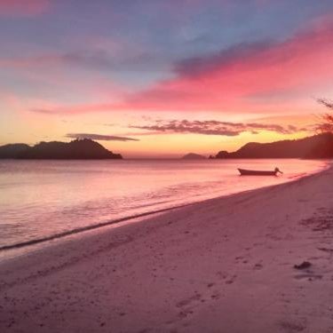 Sabai Beach Resort