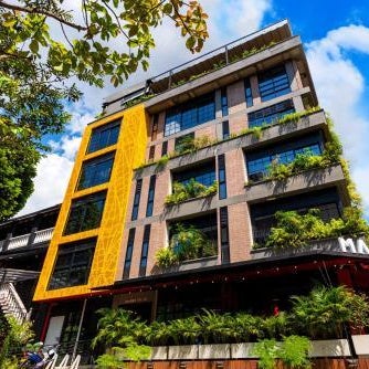 Manila Hotel Boutique Thumbnail