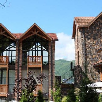Dilijani Tun Hotel & Restaurant Thumbnail