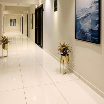 HOTEL PARAMOUNT SUITES & SERVICE APARTMENTS