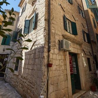 Old Town Casa Dameo Apartments