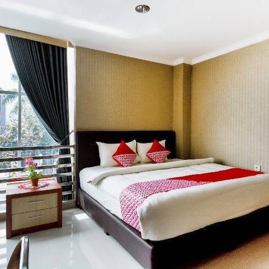 Collection O 3431 Hotel Alpha Bandara Thumbnail