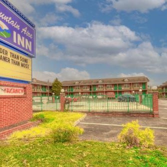 Mountain Aire Inn Sevierville - Pigeon Forge Thumbnail