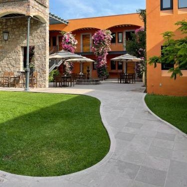Hotel Arista 1026 Thumbnail