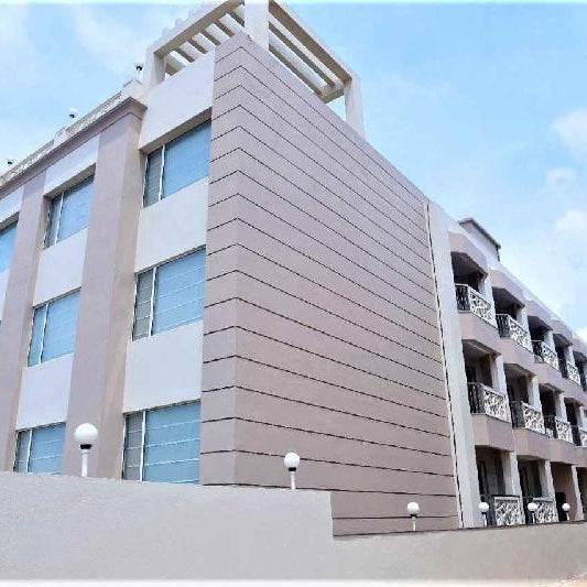 HOTEL NILADRI PREMIUM