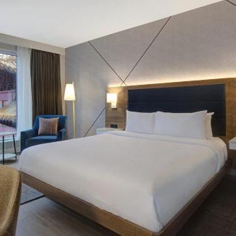 Hampton Inn By Hilton Montreal Downtown, Qc Thumbnail