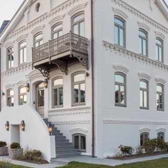 Mimosa Suites