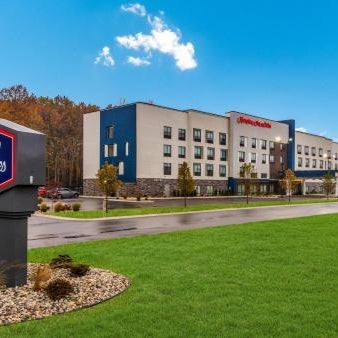 Hampton Inn By Hilton & Suites Benton Harbor, MI Thumbnail