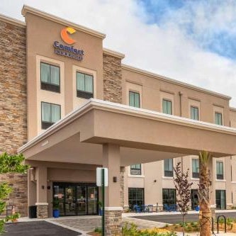 Comfort Inn & Suites Jacksonville - Orange Park Near Naval Air Station Thumbnail
