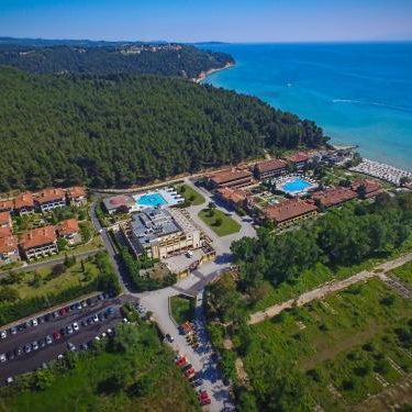 Simantro Resort
