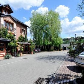 Hotel Diament Vacanza Katowice - Siemianowice Thumbnail