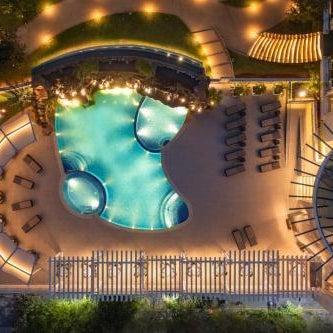 Safi Royal Luxury Metropolitan Thumbnail