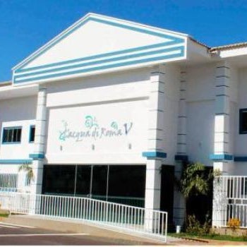 diRoma Lacqua V direto com o Grupo diRoma com acesso ao Acqua Park e Café da manhã