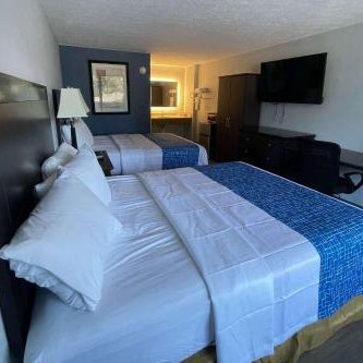 Travelodge by Wyndham Charles Town - Harpers Ferry Thumbnail
