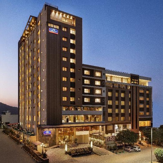 Howard Johnson by Wyndham Udaipur Roop Nagar