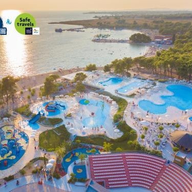 Zaton Holiday Resort Apartments