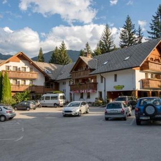 Art Hotel Kristal Thumbnail