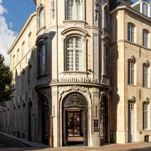 Sapphire House Antwerp, Autograph Collection