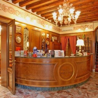 Hotel Fontana Thumbnail