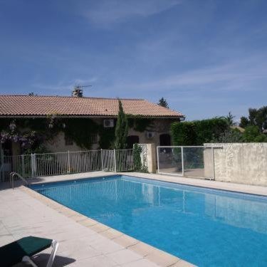 Hôtel La Garrigue & Bar Le Perchoir