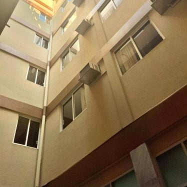 Hotel Dorado a una calle de Playa Regatas y el Malecon Thumbnail