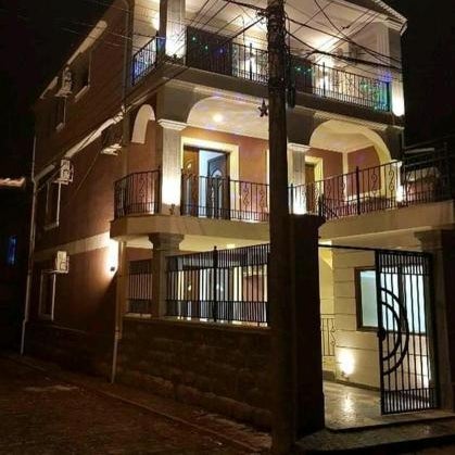 Vila Leo Lux