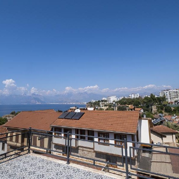 SOLO BOUTIQUE HOTEL