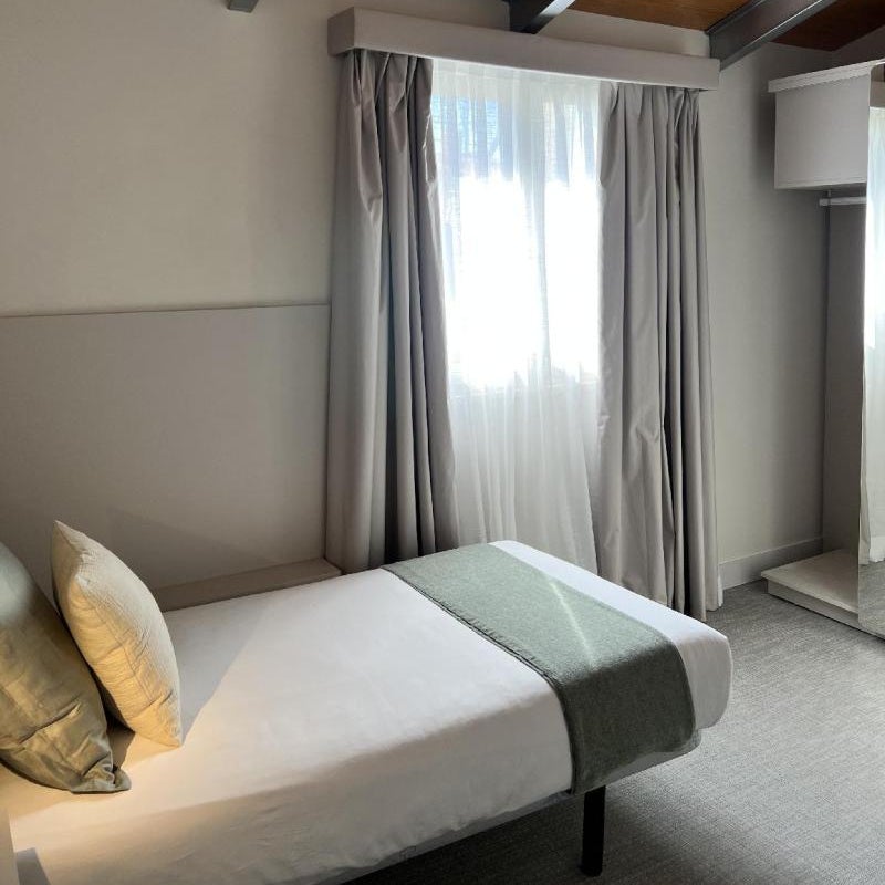 VTZ Hotel San Valero Thumbnail