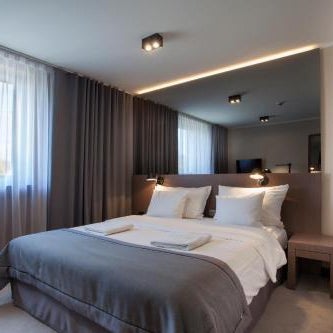 Ilonn Hotel