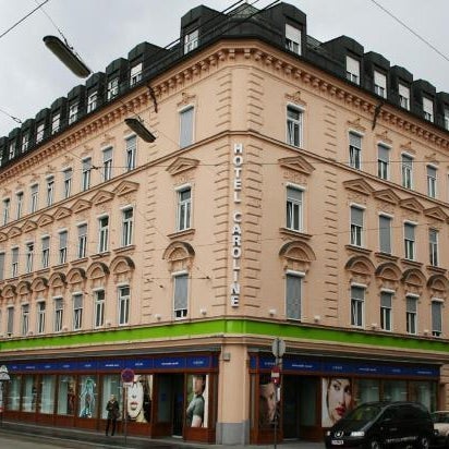 Hotel Caroline Thumbnail
