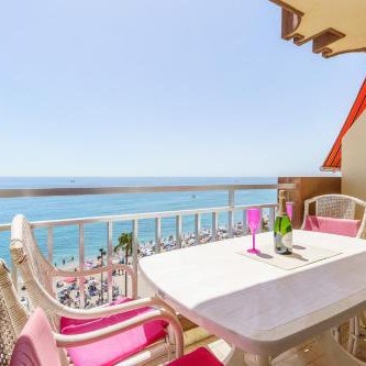 MalagaSuite Coastline Apartments Fuengirola