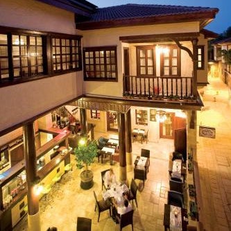 Cicerone Lodge Hotel