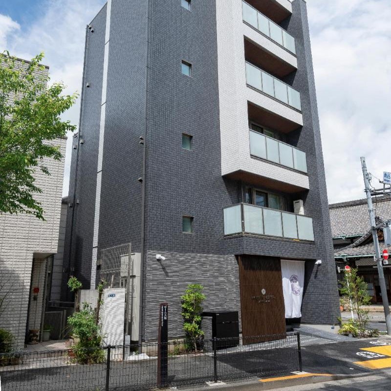 WIRES HOTEL James zaka Thumbnail