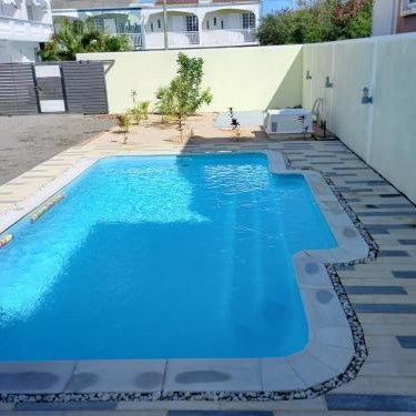 Idyllic Villa in Pereybere with Private Pool