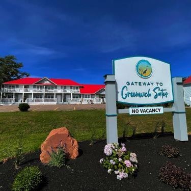 Gateway to Greenwich Suites Thumbnail