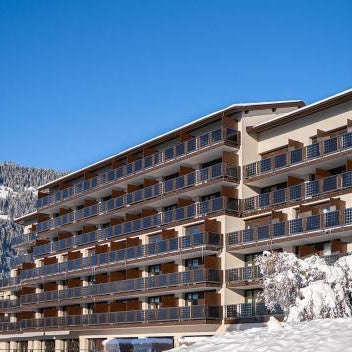Victoria Hotel & Residence
