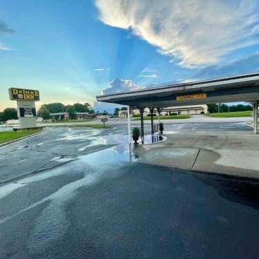 Deluxe inn Thumbnail