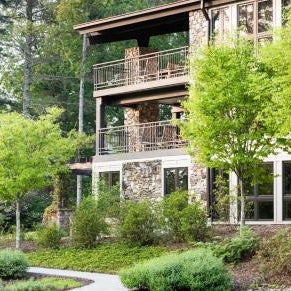 Kanuga Inn & Lodging