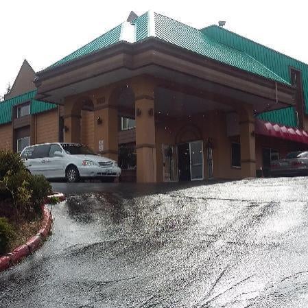 Sutton Suites Hotel Thumbnail