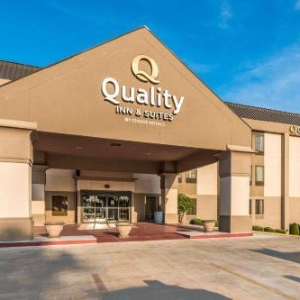 Quality Inn & Suites Quincy - Downtown Thumbnail