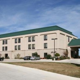 Hampton Inn By Hilton Kerrville Thumbnail