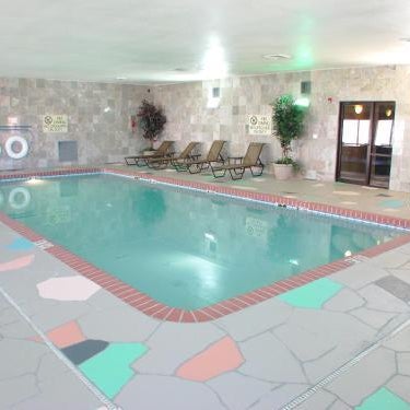 Hampton Inn By Hilton Hutchinson Thumbnail