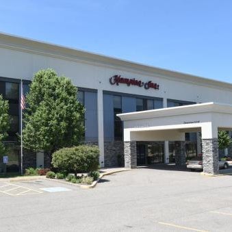Hampton Inn By Hilton Youngstown-North Thumbnail