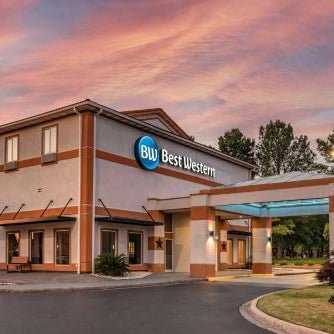 Best Western Carlton Suites Thumbnail