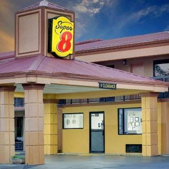 Super 8 by Wyndham Athens Thumbnail