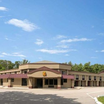 Super 8 by Wyndham West Greenwich/Providence Thumbnail