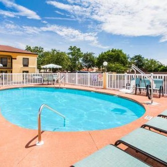 Howard Johnson by Wyndham Panama City Thumbnail